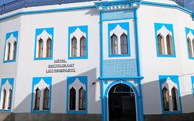 Hôtel Les Remparts